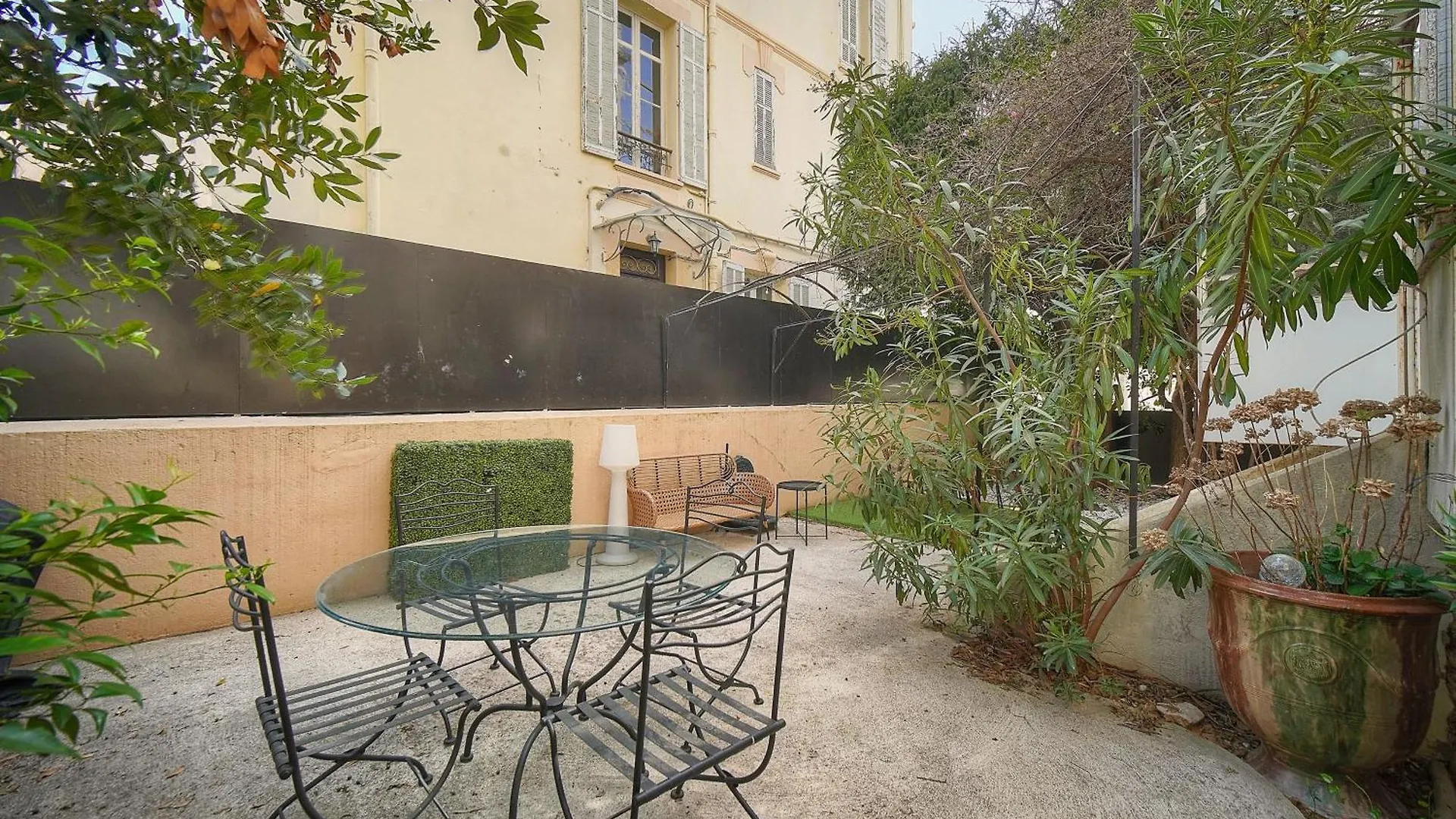 Sublime Appartement Luxe T3 Incroyable Jardin Plein Coeur Cannes 0*,